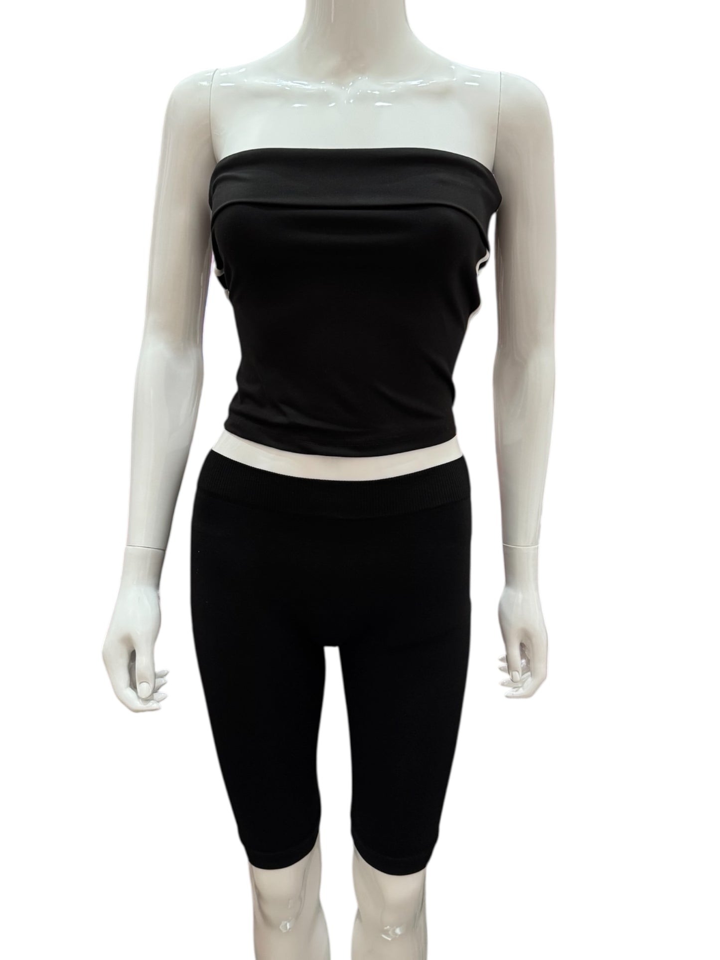 Black Seamless Biker Capris